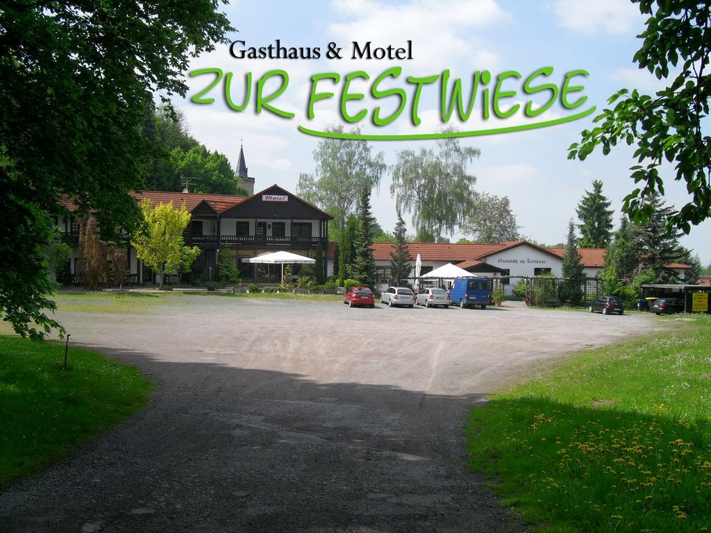 Motel Zur Festwiese Gierstädt Exterior photo